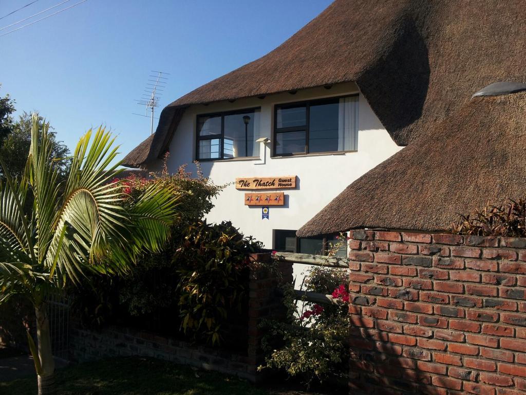 The Thatch Hide East London Exterior foto